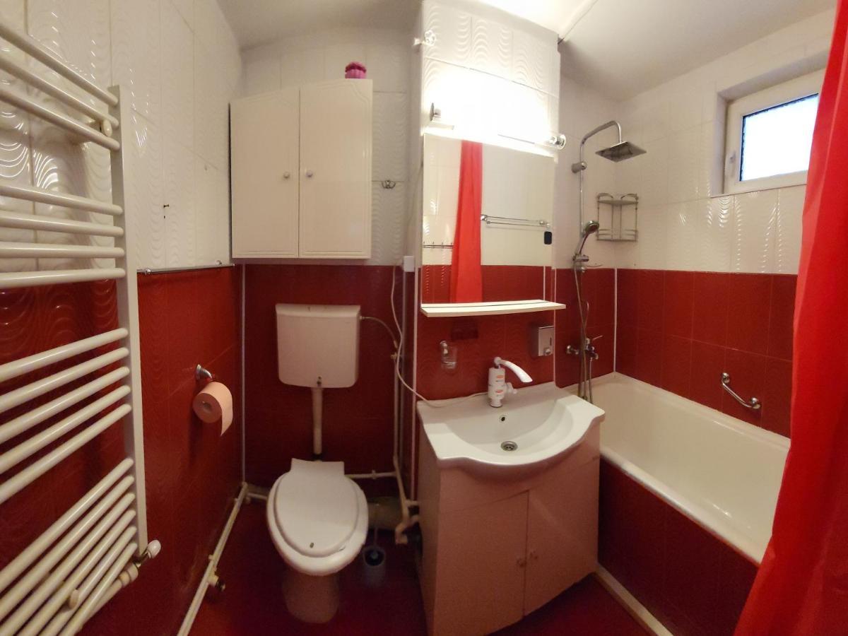 Apartament In Regim Hotelier Дева Екстер'єр фото